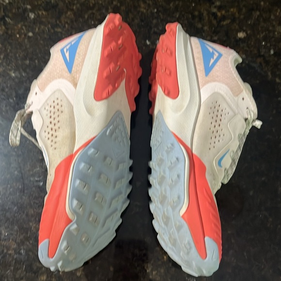 NIKE Air Zoom Terra Kiger 7 Trail Running Sz 8 Light Soft Pink CW6066-600 - Picture 5 of 12
